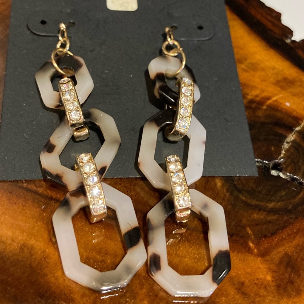 NWT chandelier earrings